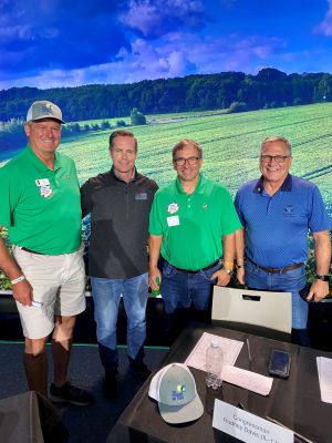 IL Corn Connects with Farmer Members and Elected Officials at Farm Progress Show 21