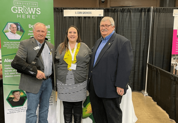 picture of Marty Marr, Roger Sy and Tara Desmond at the IL Pork Expo